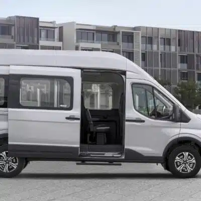 Hình ảnh xe Ford Transit 2025 hoàn toàn mới